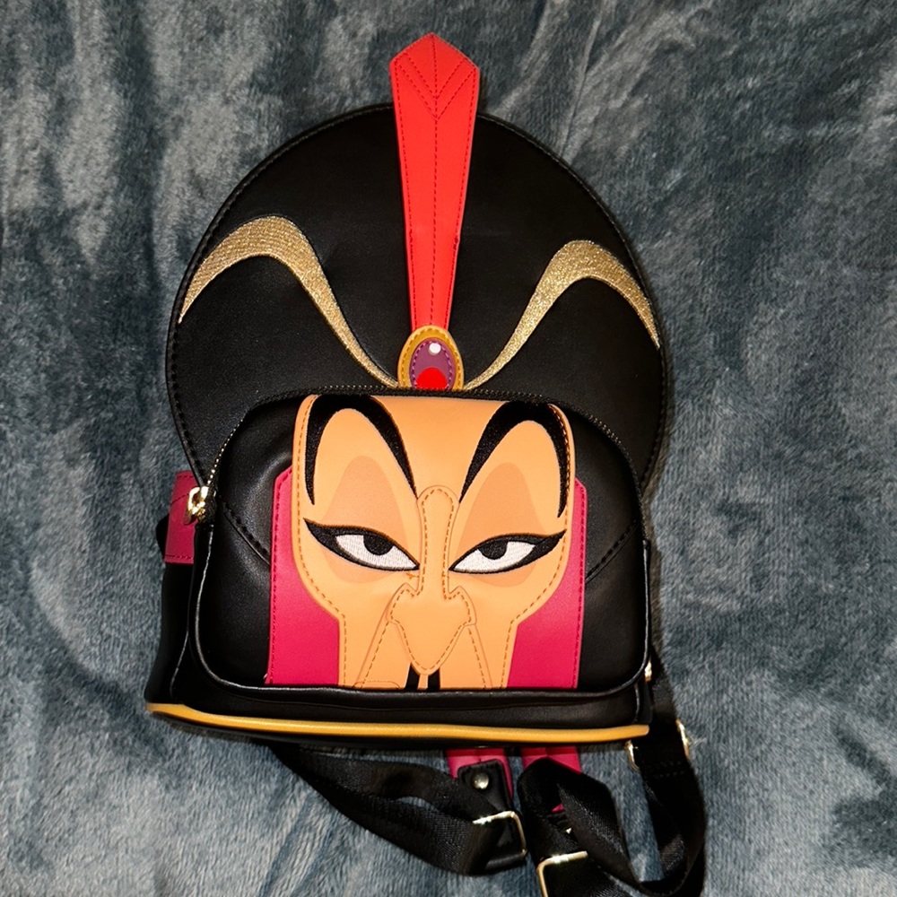 Jafar loungefly backpack and matching wallet
